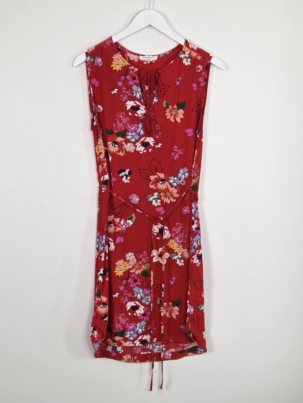 Beachlunchlouge Sleeveless Red Floral Dress Belted Size M